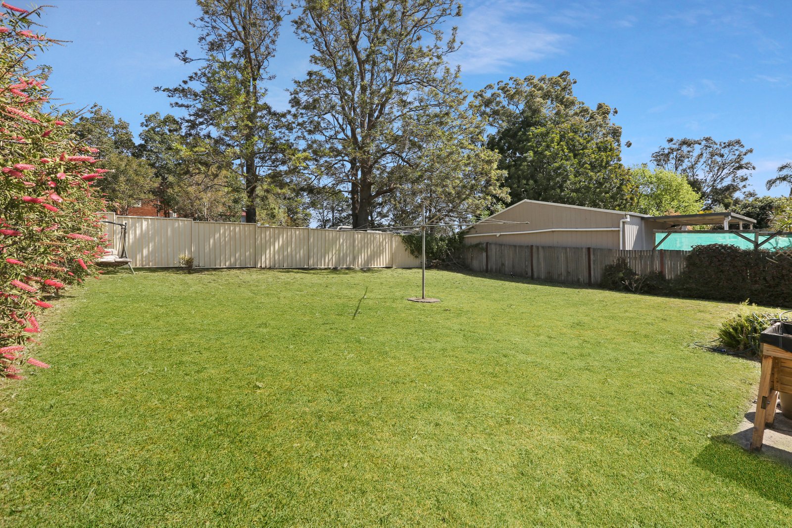 67 Parkside Drive DAPTO 3