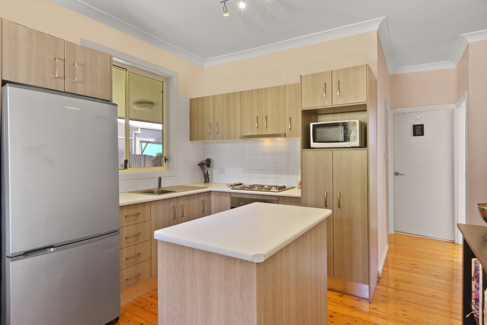 67 Parkside Drive DAPTO 7