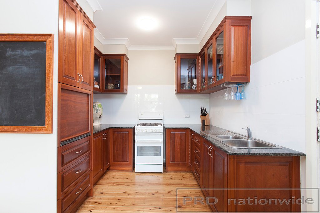 67 Robert Street TENAMBIT 6