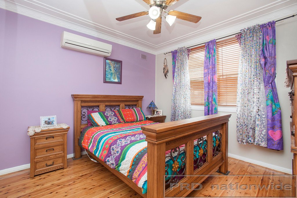 67 Robert Street TENAMBIT 8