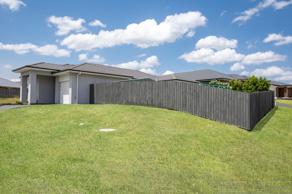 67 Saddlers Drive GILLIESTON HEIGHTS 2
