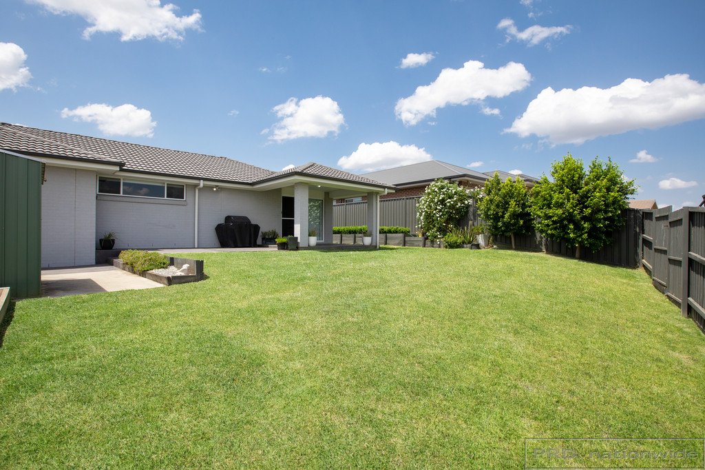 67 Saddlers Drive GILLIESTON HEIGHTS 4