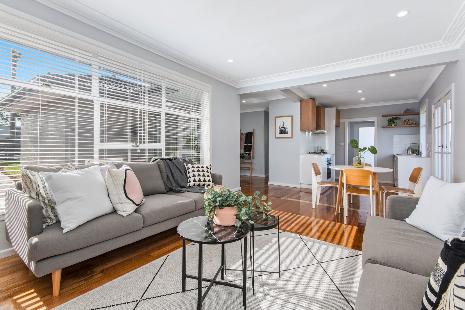 Gallery: 67 Settlement Road