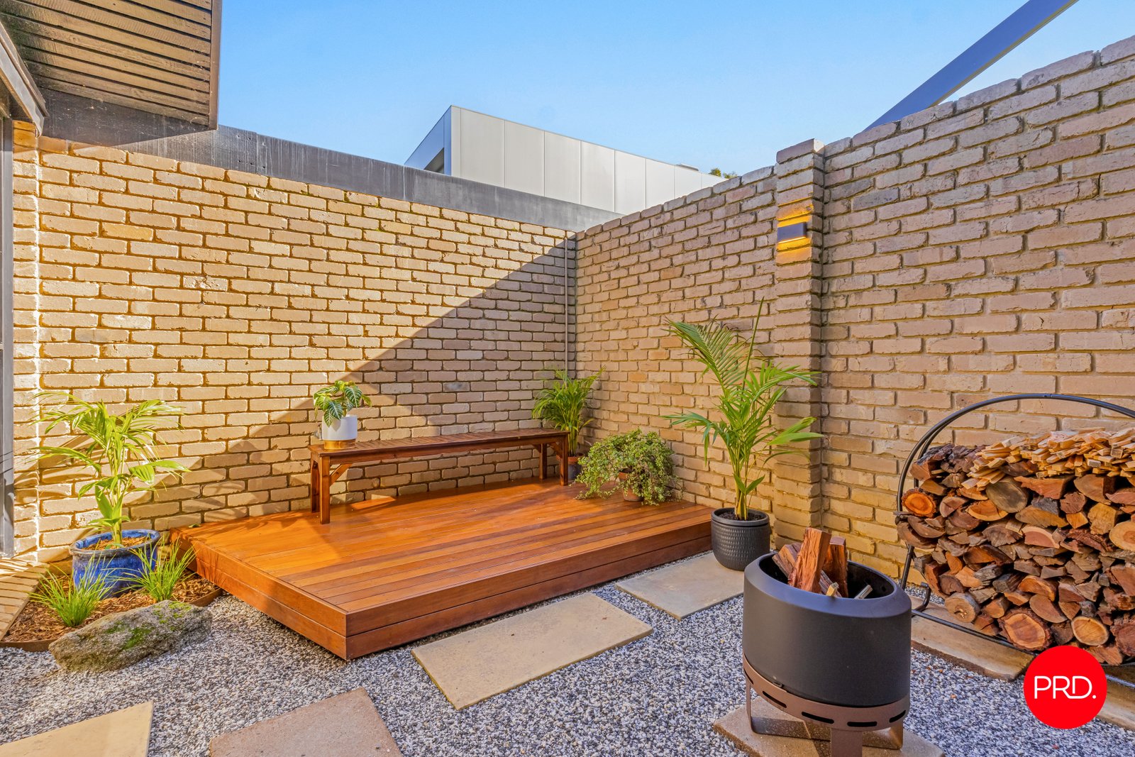 67 Symonds Street GOLDEN SQUARE 19