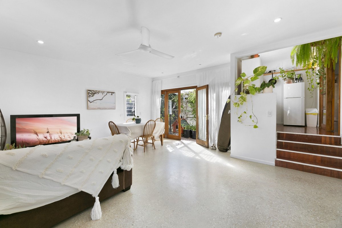 67 Twenty Sixth Avenue Palm Beach 23