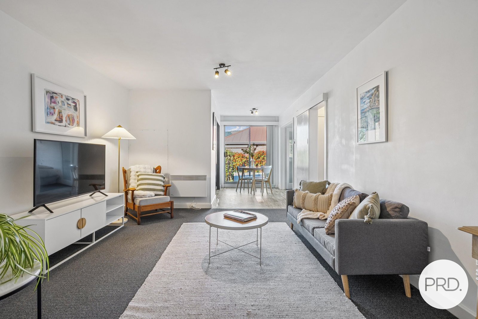 6/7 View Street SANDY BAY 2