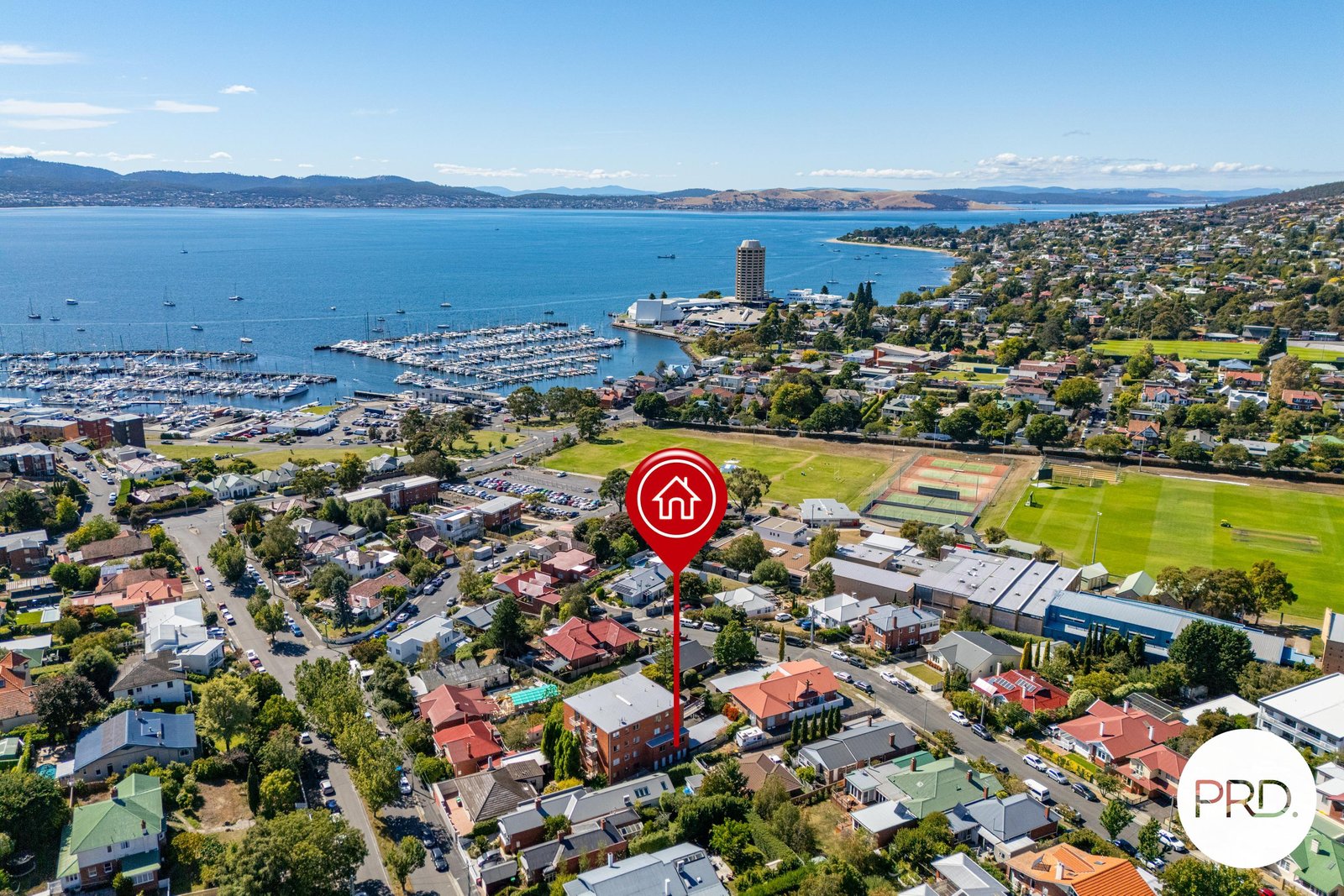 6/7 View Street SANDY BAY 12