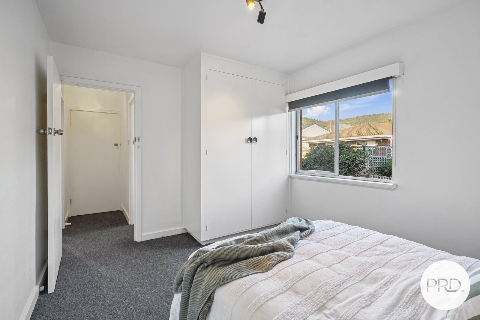 6/7 View Street SANDY BAY 20