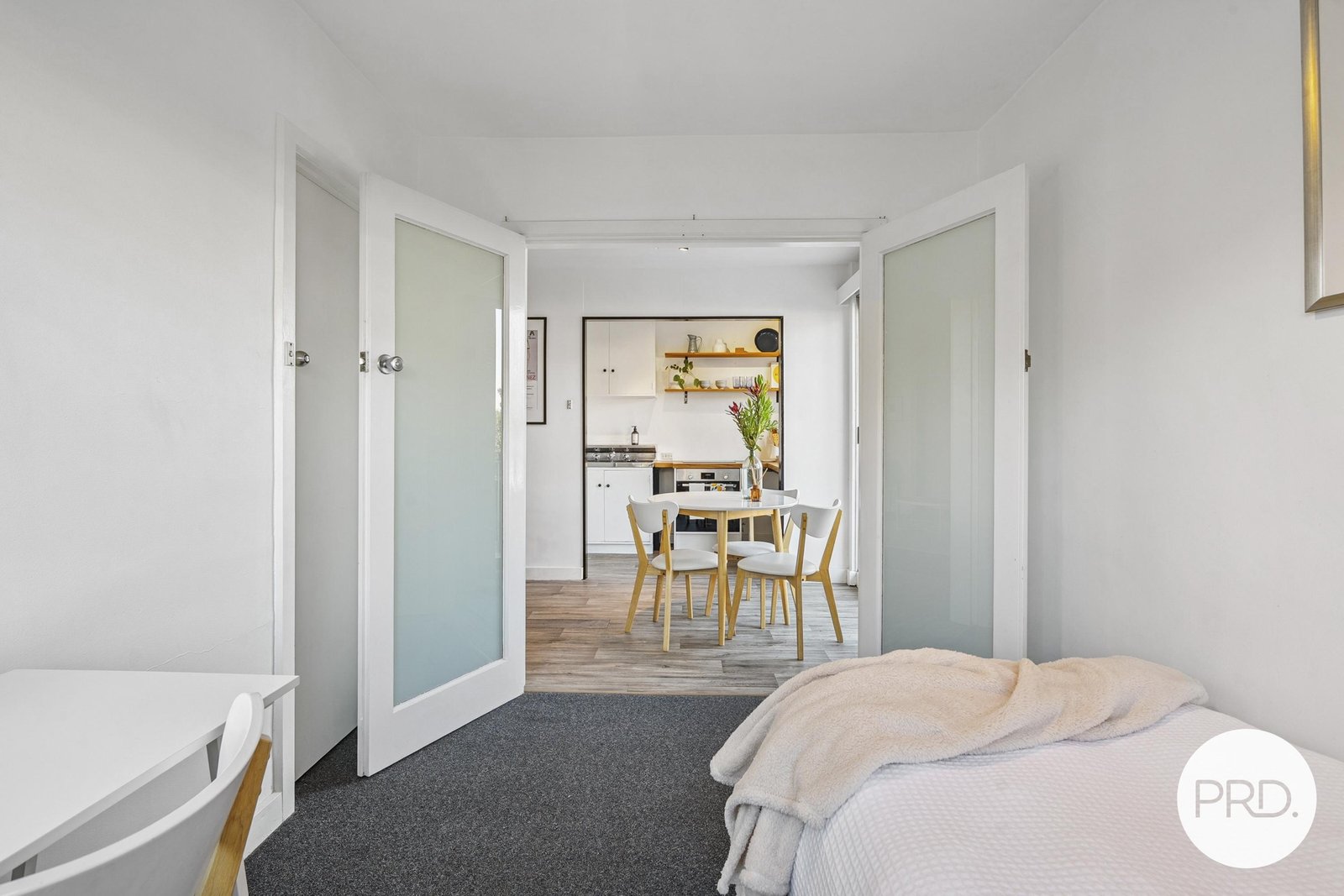 6/7 View Street SANDY BAY 23