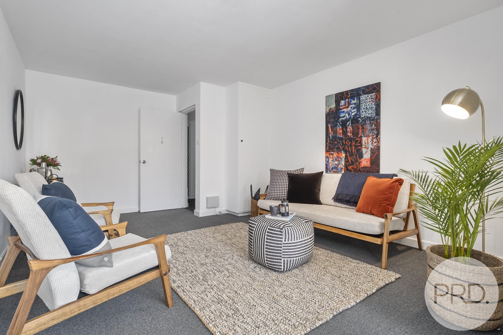 6/7 View Street SANDY BAY 6