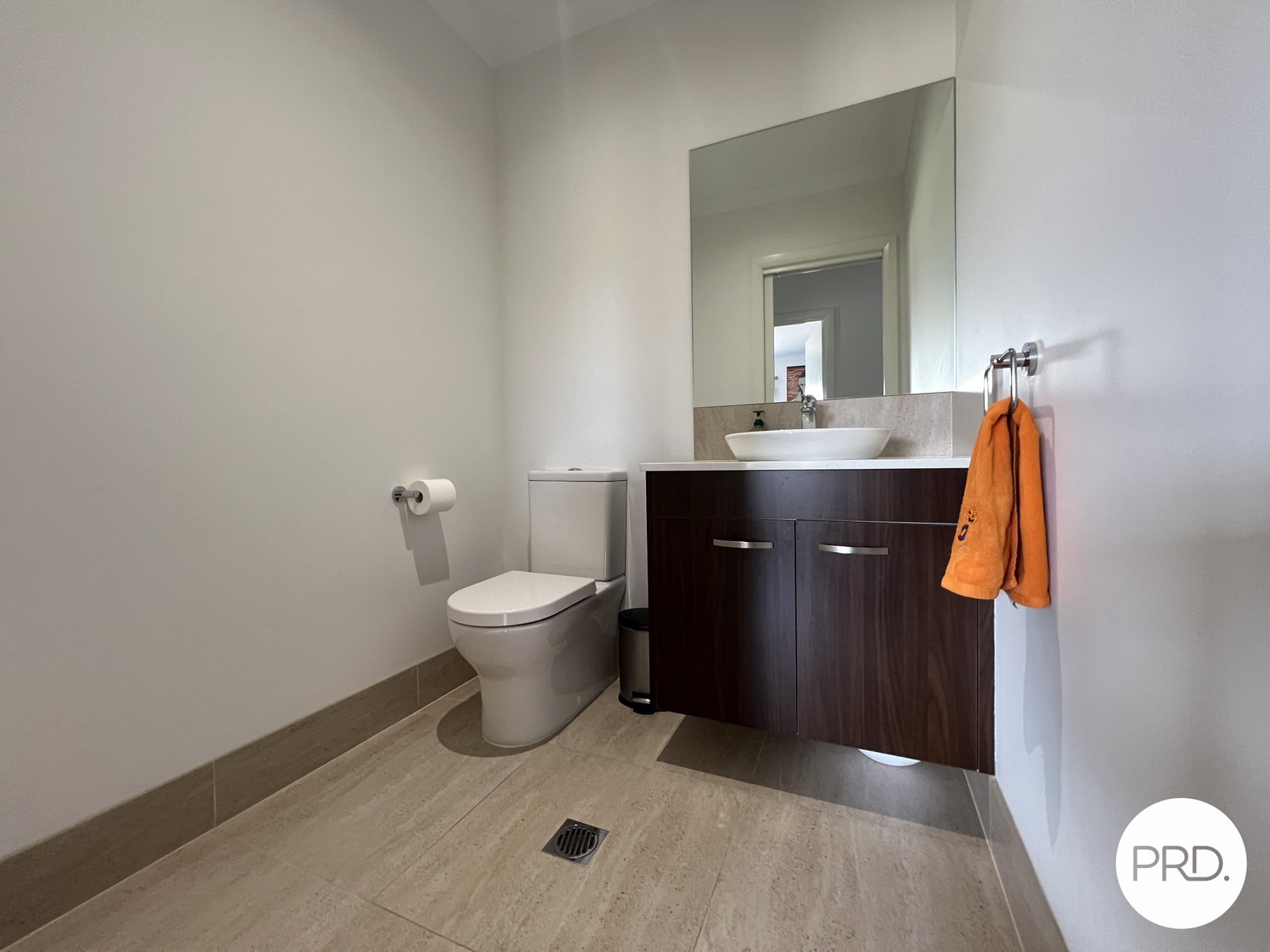 67 Warramunga Close WAMBOIN 16