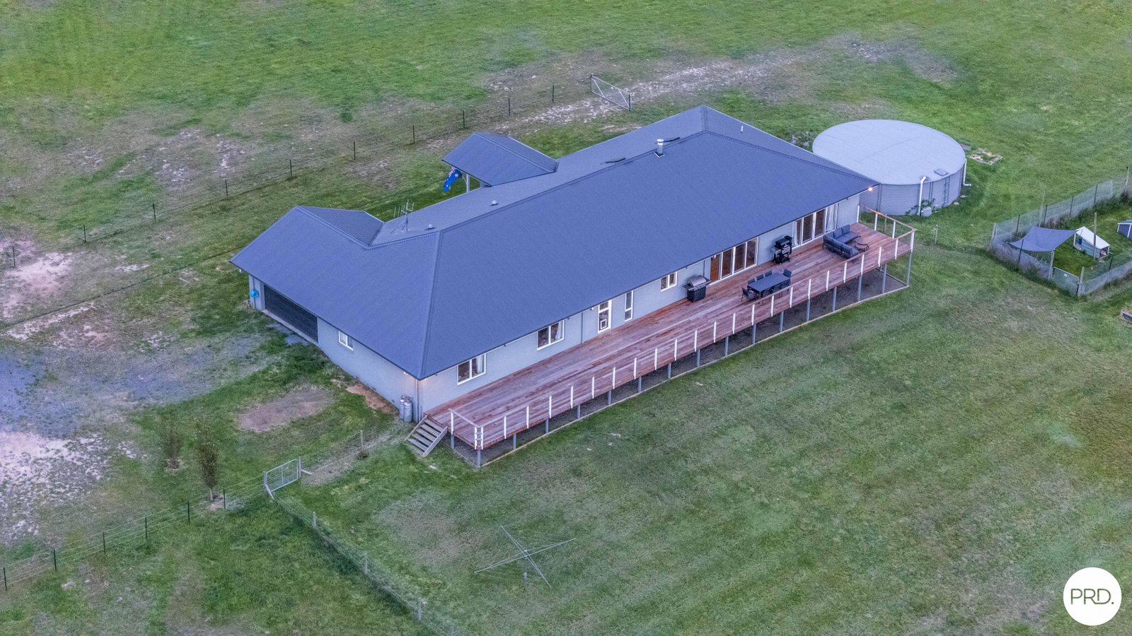 67 Warramunga Close WAMBOIN 33