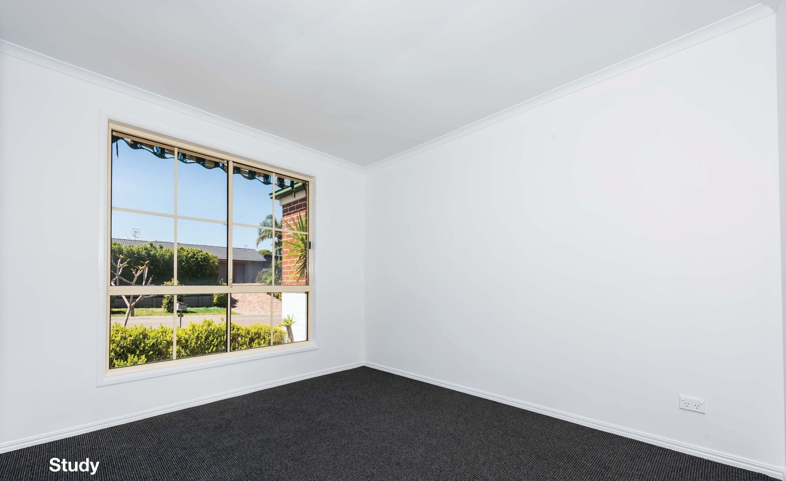 67 Yachtsman Crescent SALAMANDER BAY 17