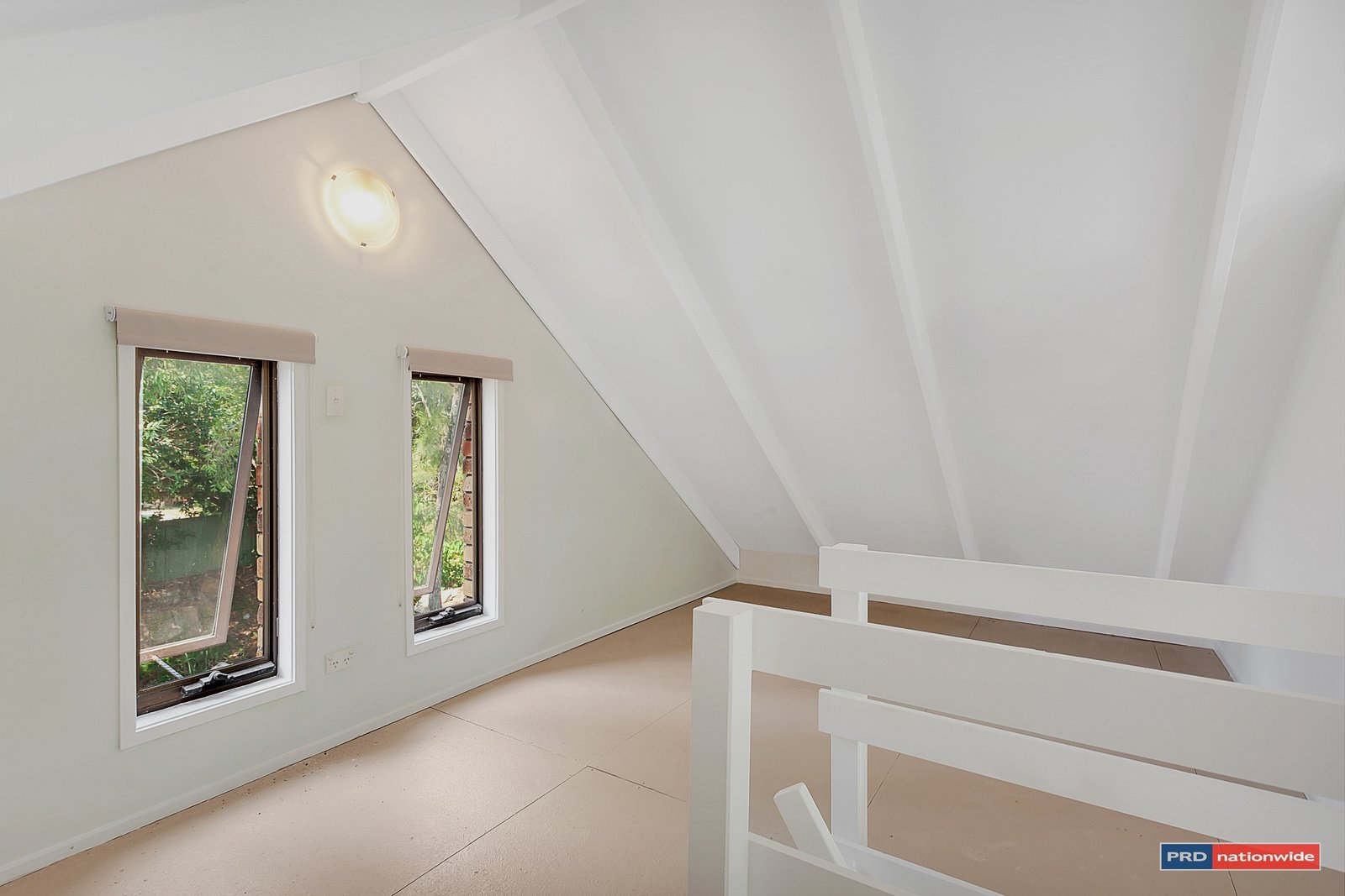 6/70 Mattocks Road VARSITY LAKES 9