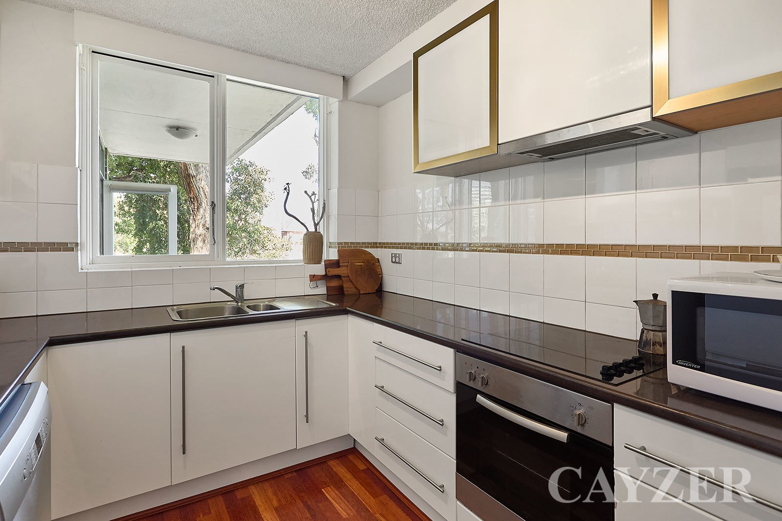 Gallery: 6/70 Park Street
