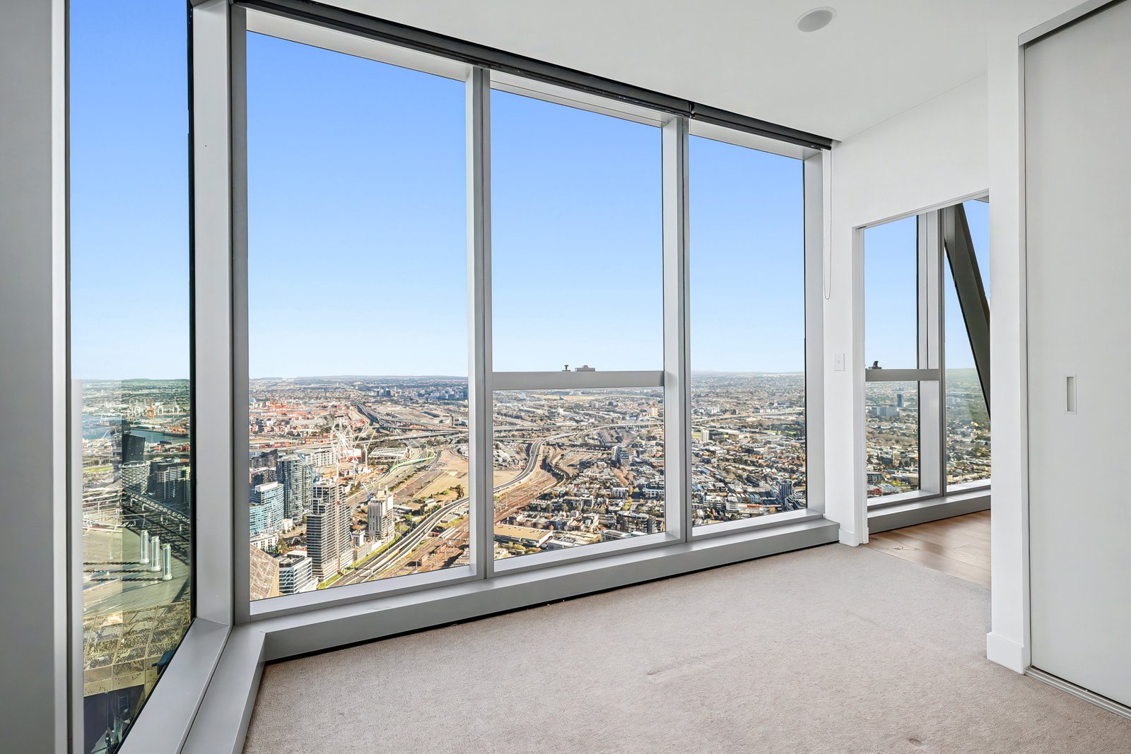Gallery: 6702/633 Little Lonsdale Street
