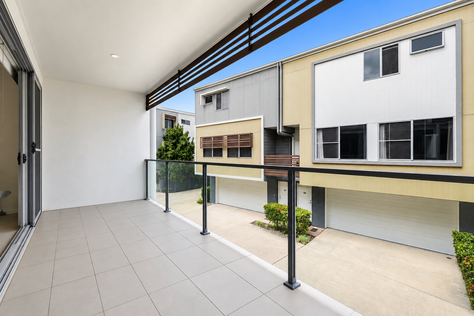 67/1 Grande Avenue CARRARA 6