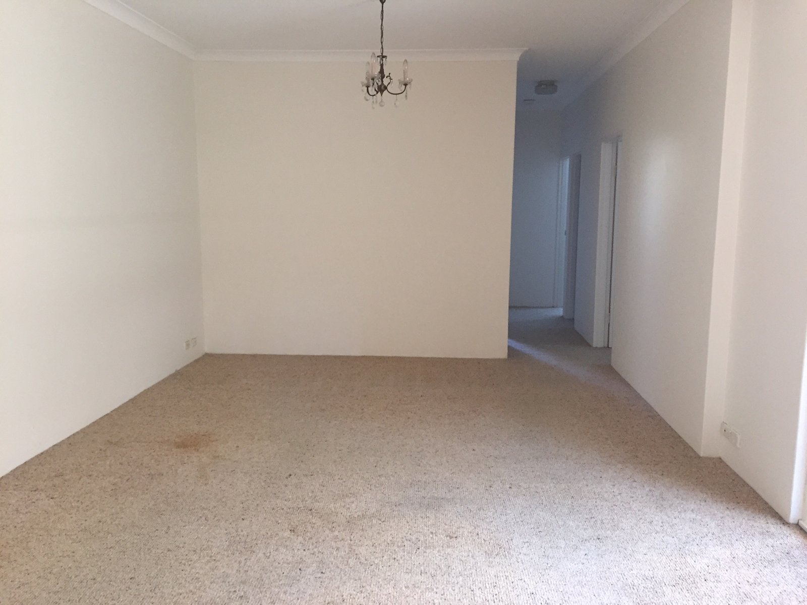 6/71 Woniora Road HURSTVILLE 3