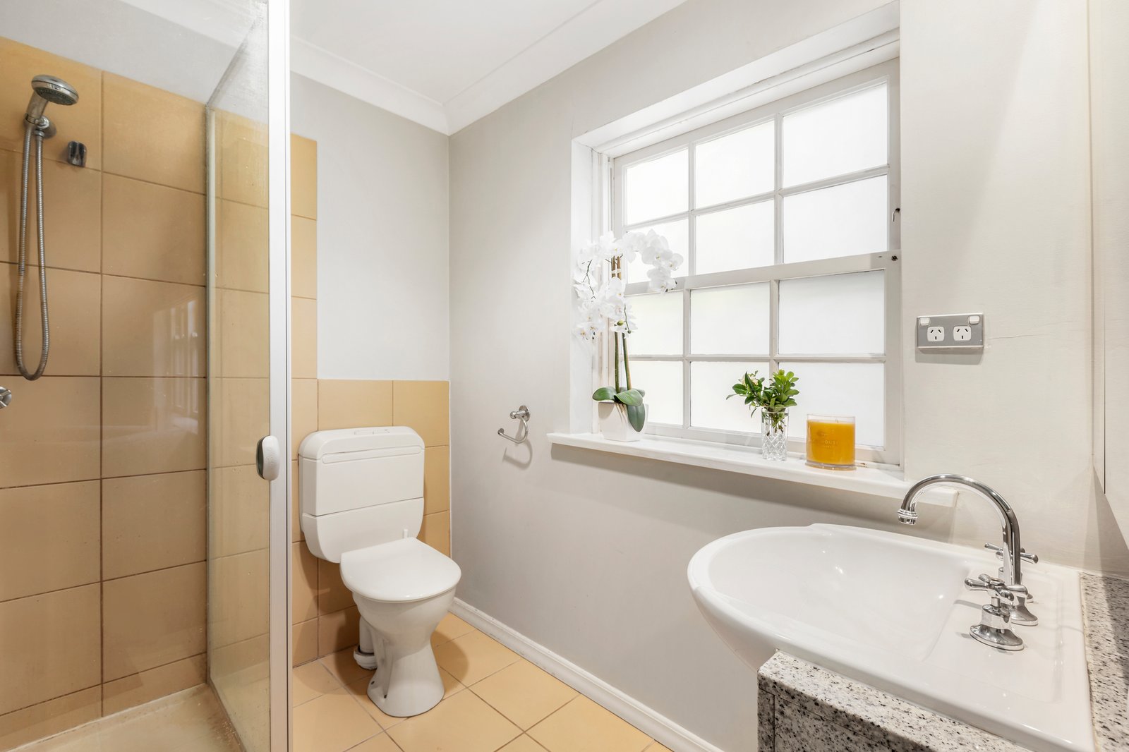 Real Estate and Property in 6/716 Orrong Road, Toorak, VIC