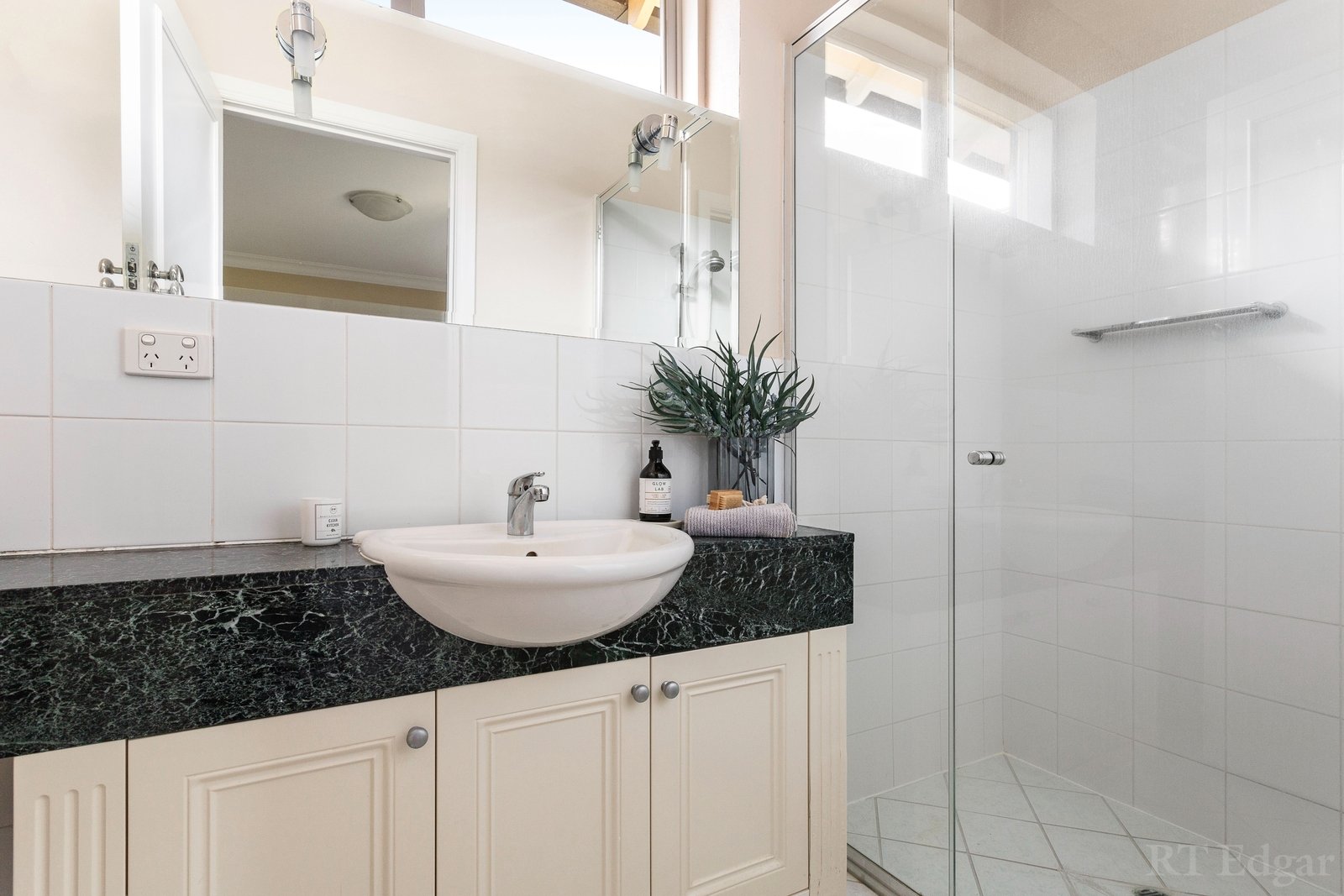 Real Estate and Property in 6/73 Clendon Road, Toorak, VIC