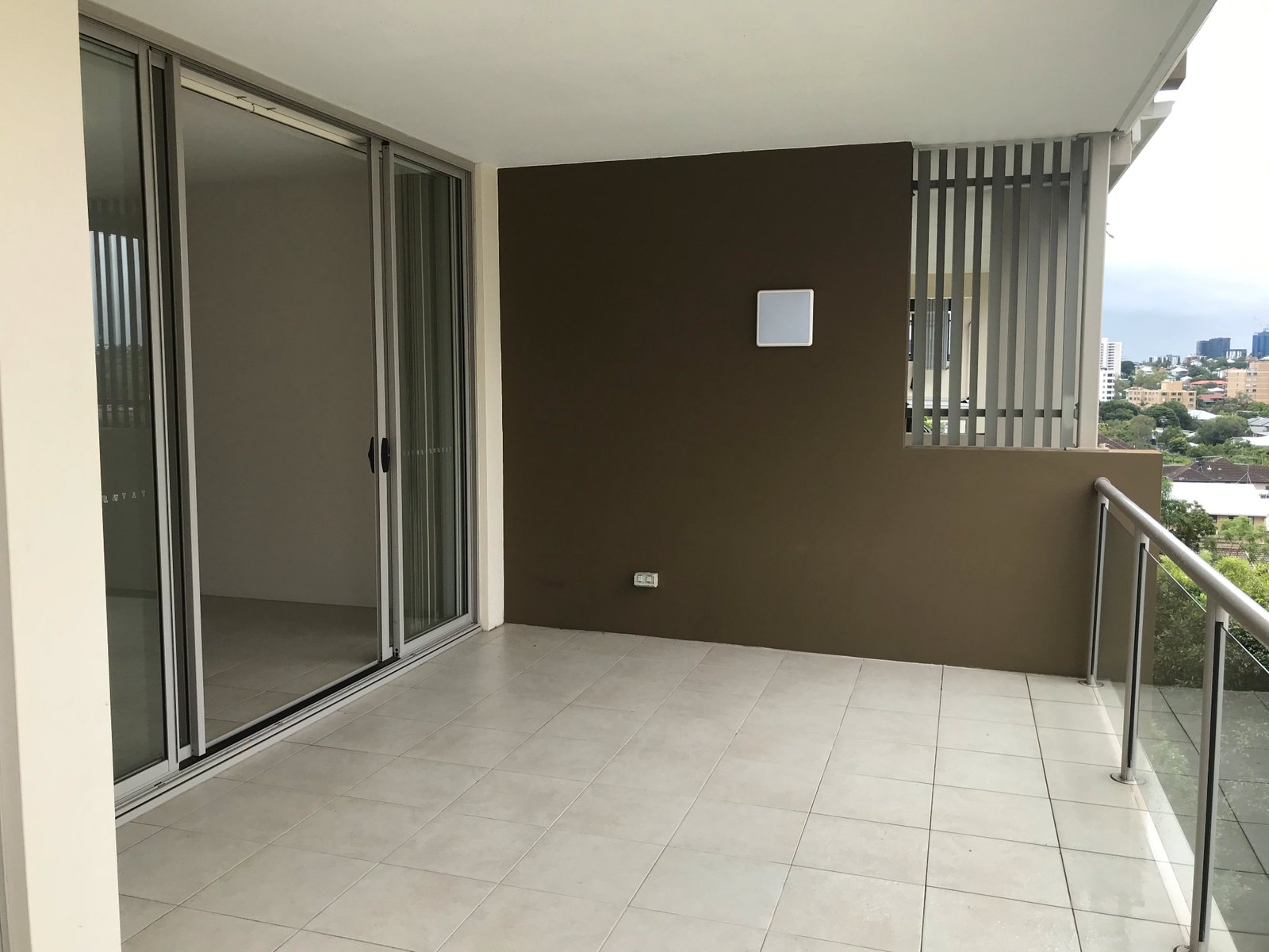 6/74 Durham Street ST LUCIA 3