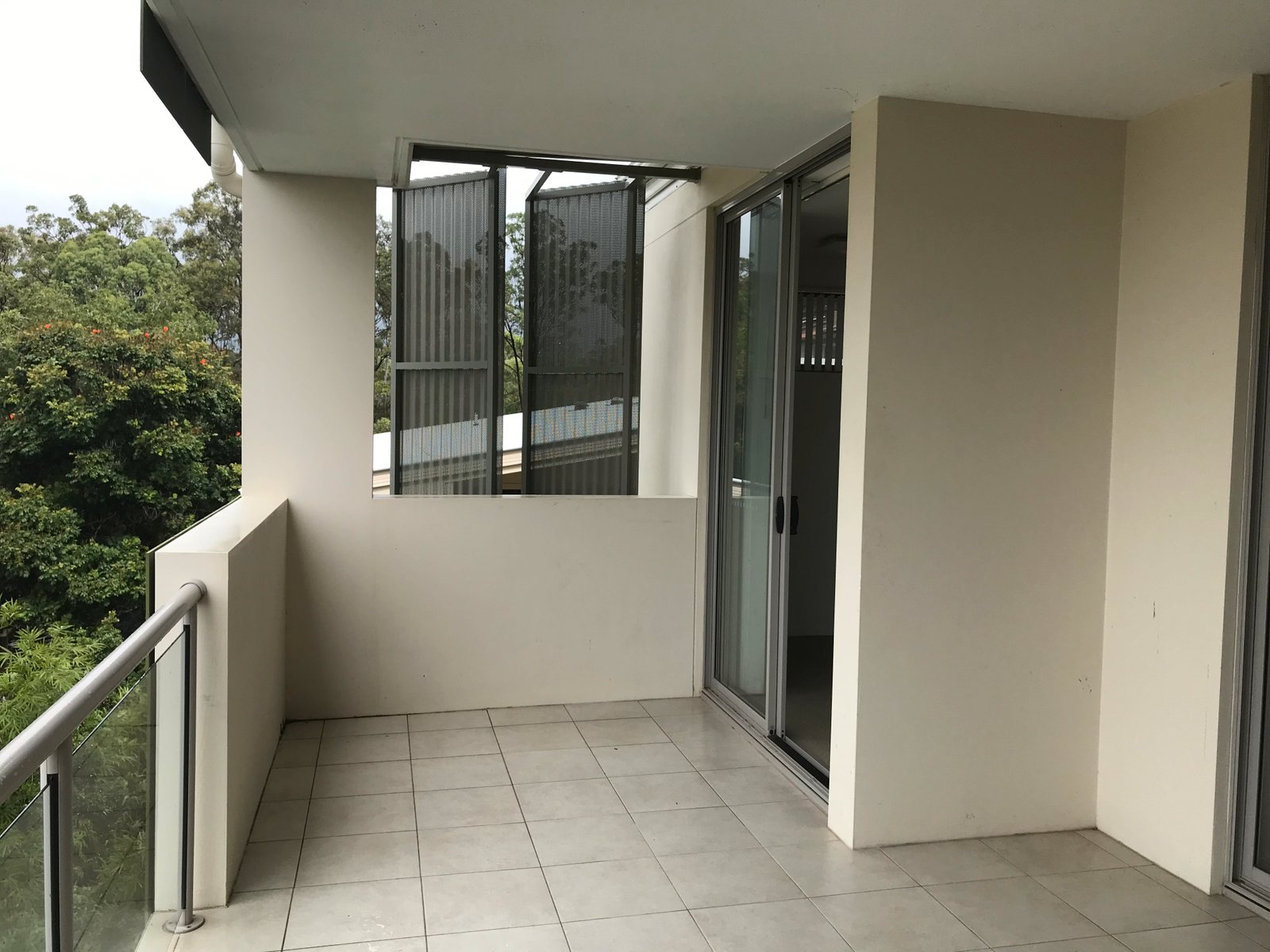 6/74 Durham Street ST LUCIA 4