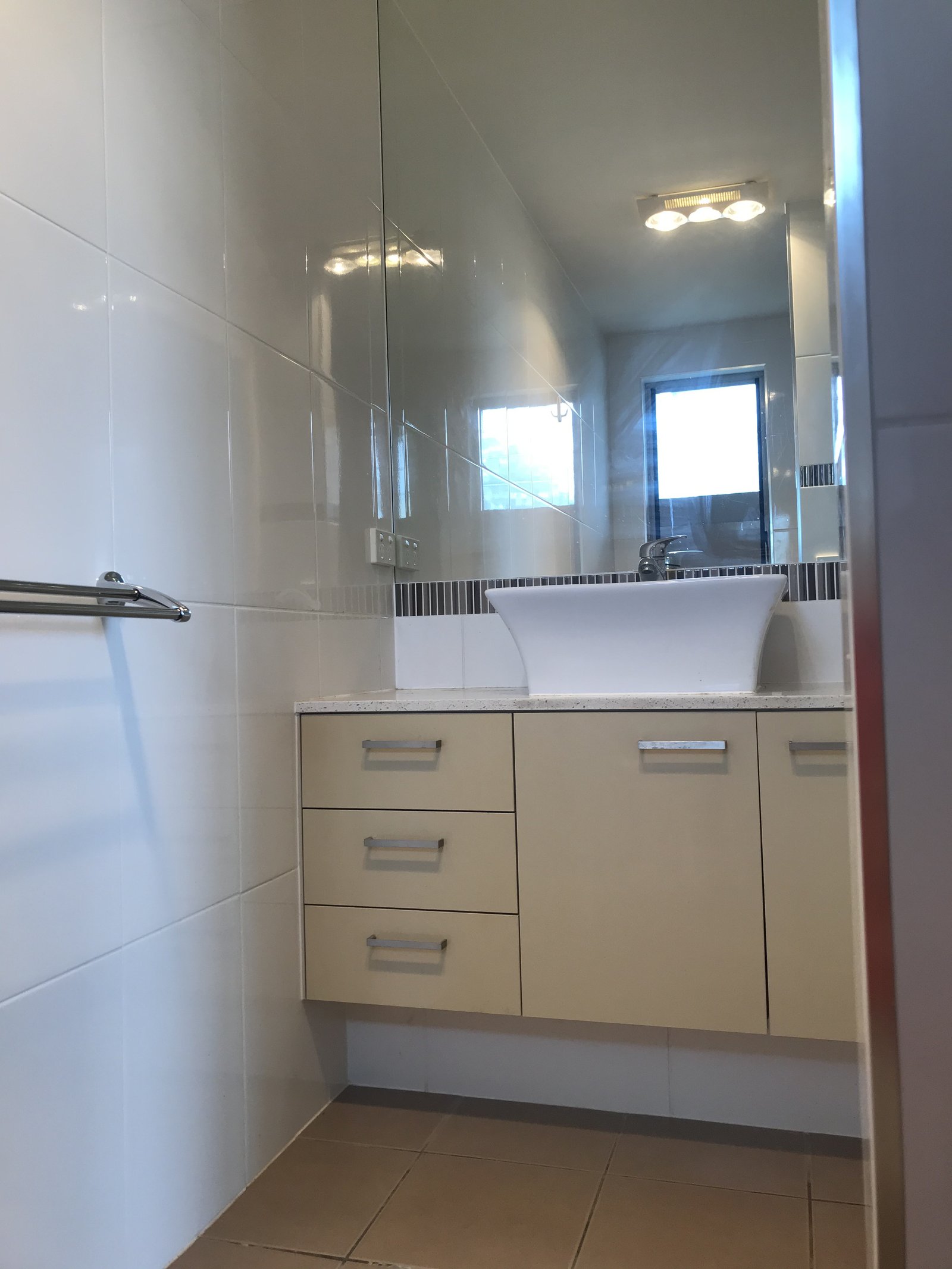 6/74 Durham Street ST LUCIA 12