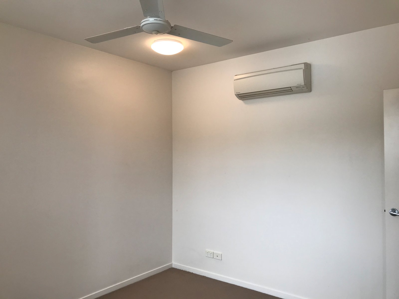 6/74 Durham Street ST LUCIA 14