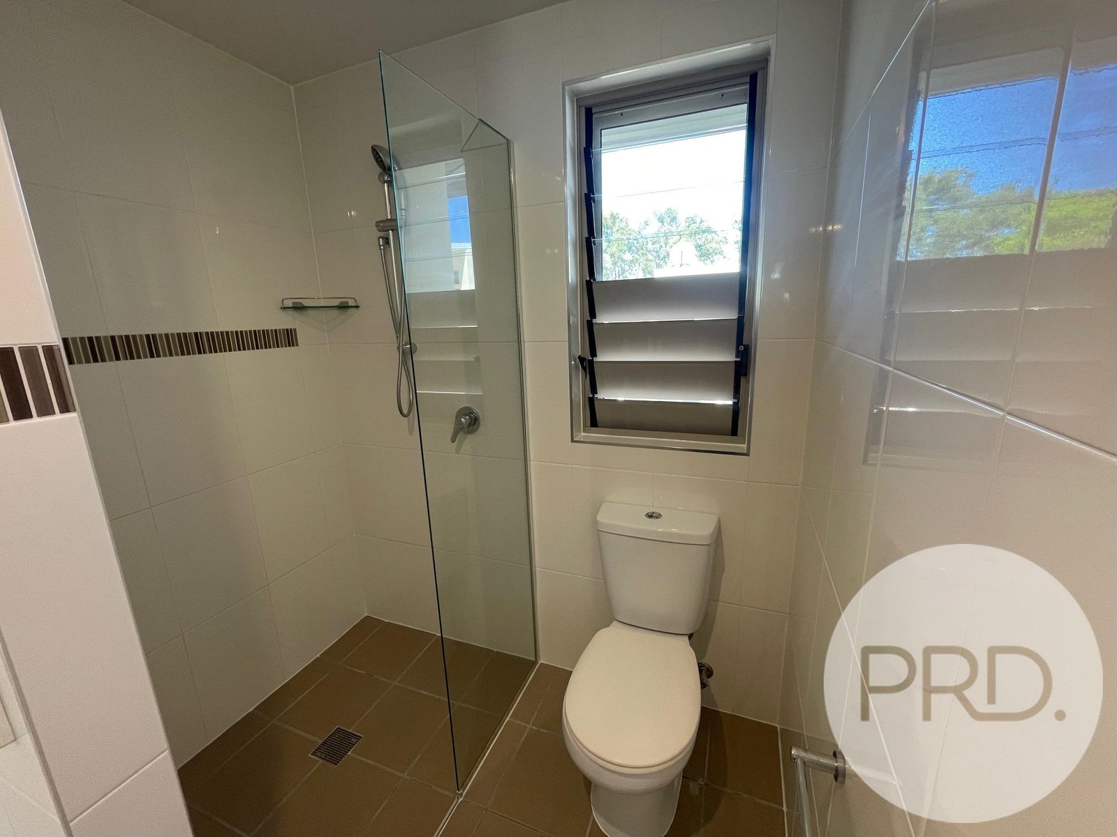6/74 Durham Street ST LUCIA 8
