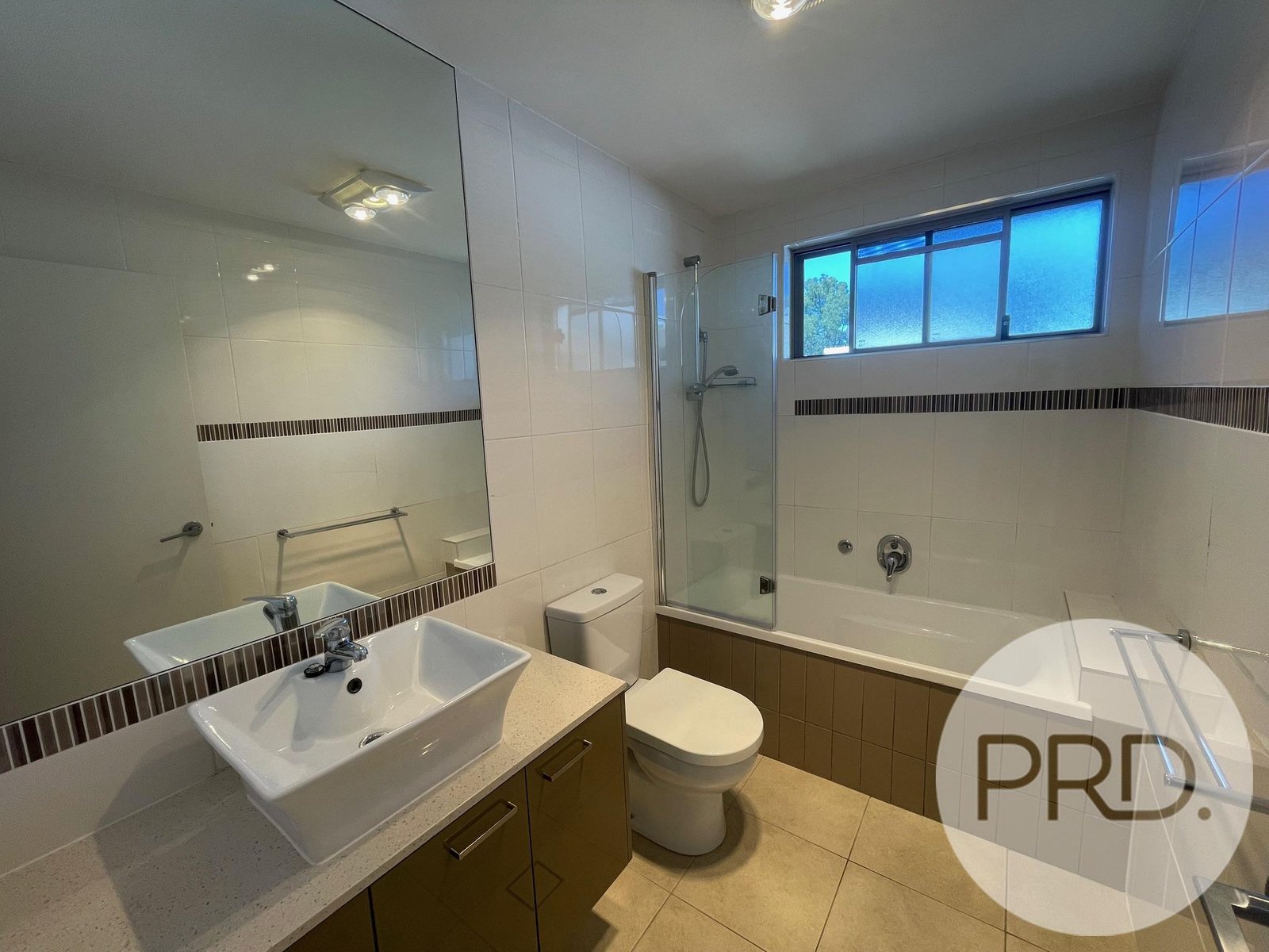 6/74 Durham Street ST LUCIA 11