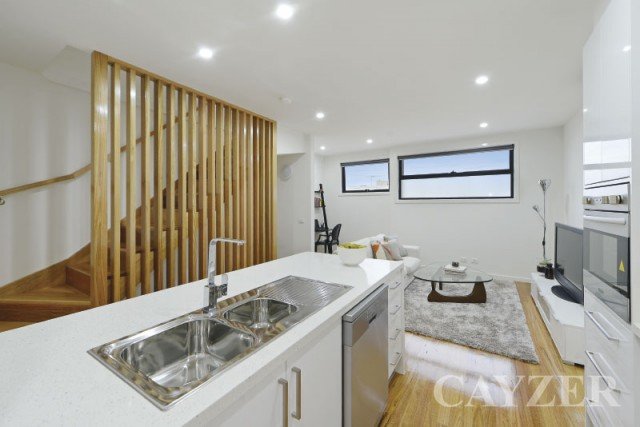 Gallery: 6/74 Nott Street