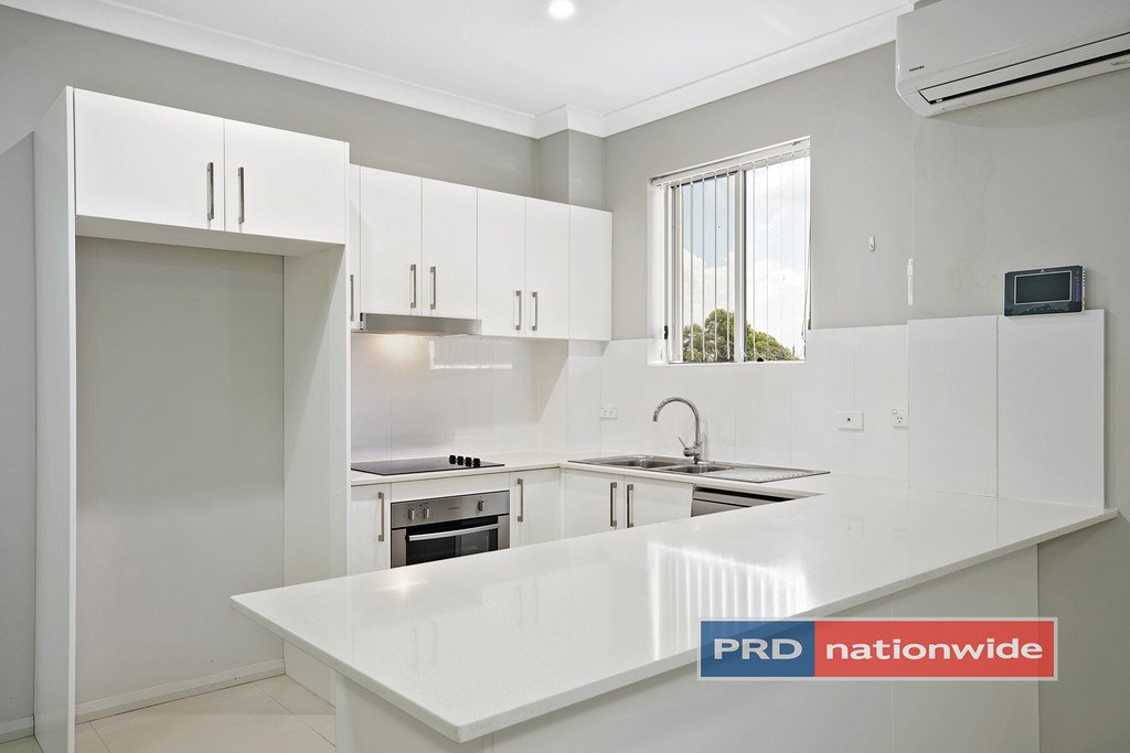 6/76-78 Jones Street KINGSWOOD 2
