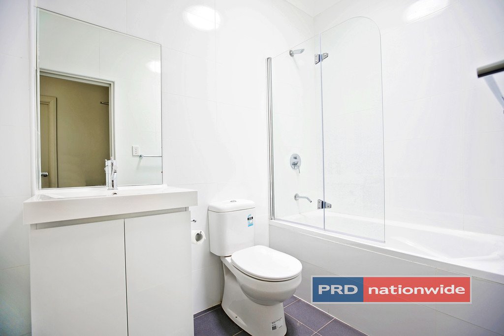 6/76-78 Jones Street KINGSWOOD 9