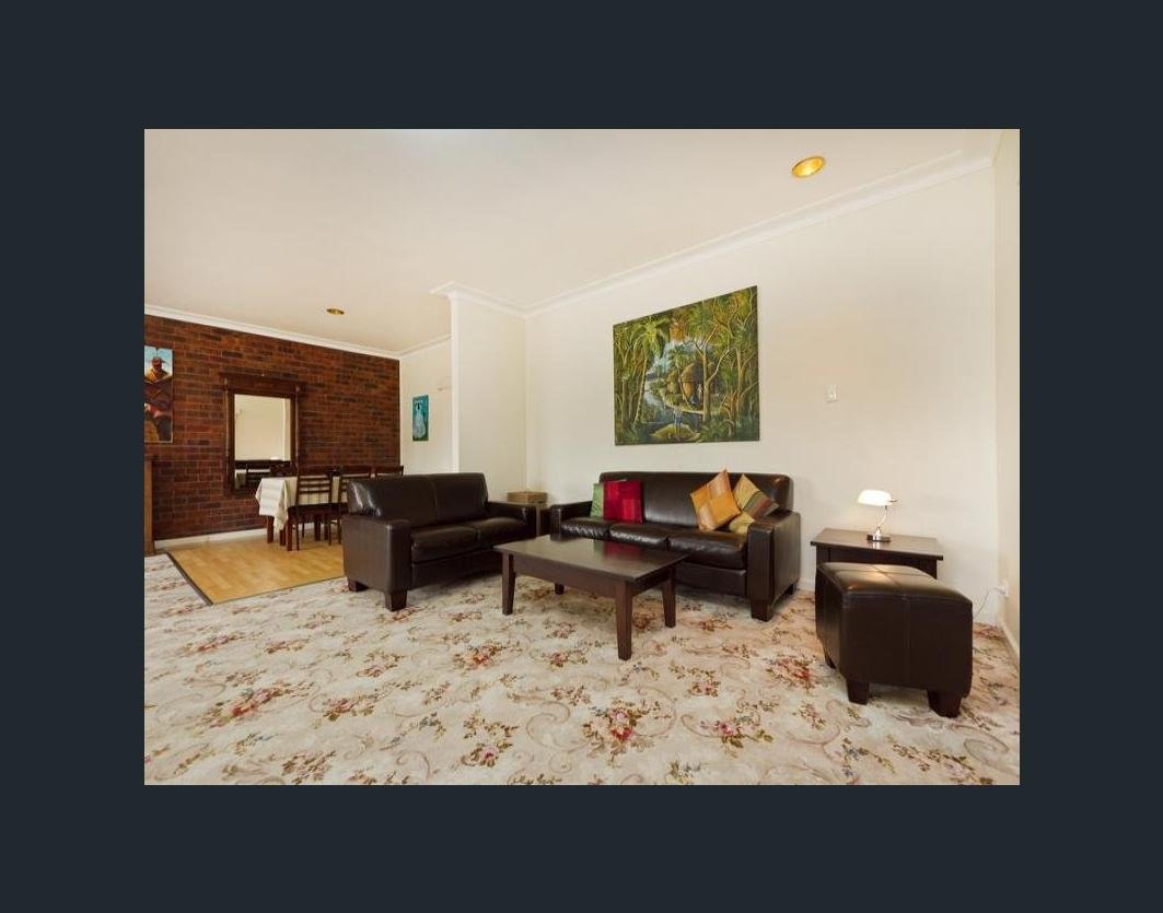 Gallery: 676 North Road