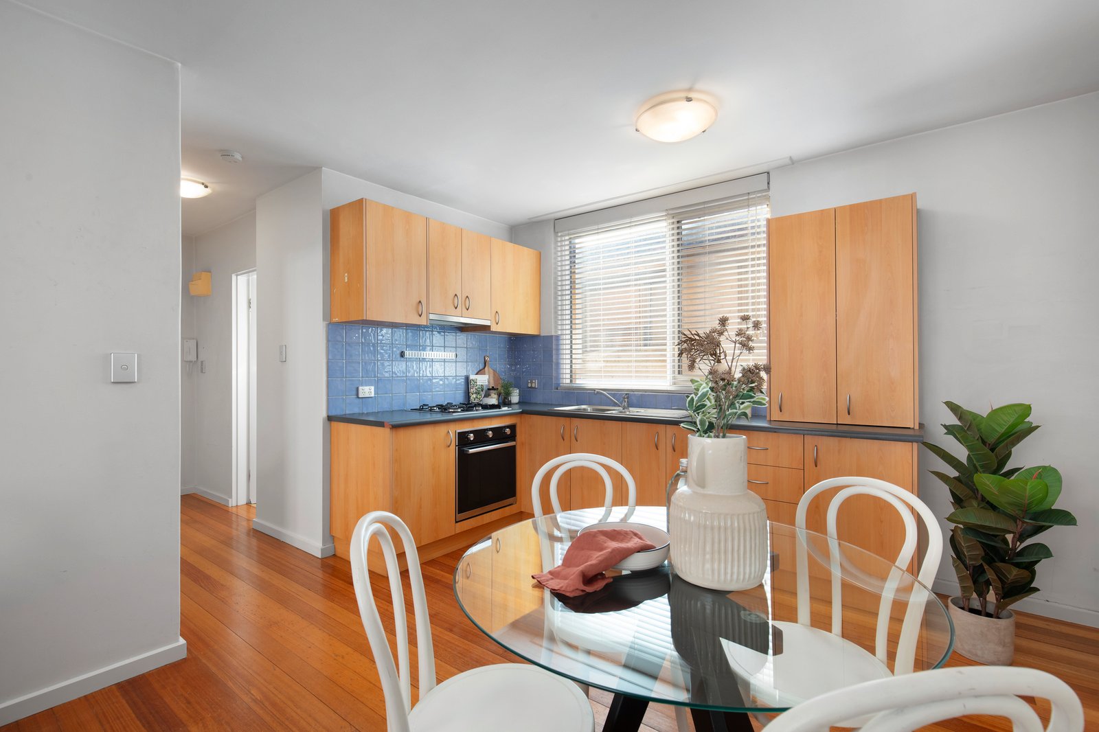 Gallery: 6/77 Westbury Street