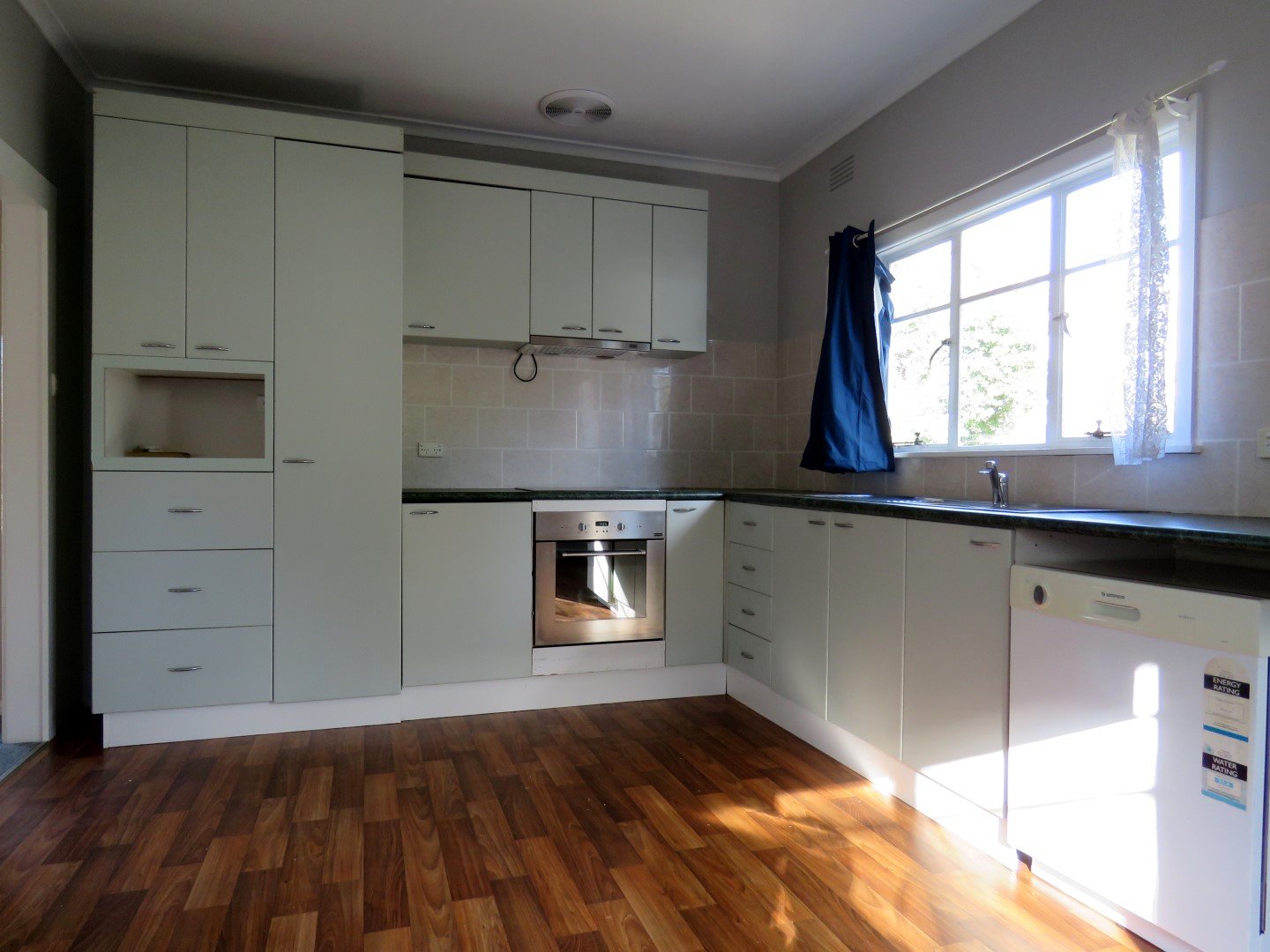 679 Ryan Road GLENROY 4
