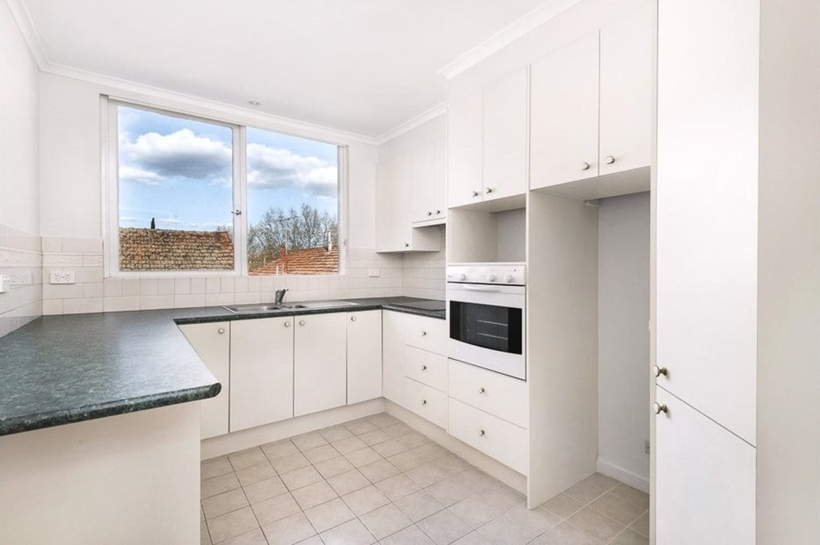 Real Estate and Property in 6/791 Malvern Road, Toorak, VIC