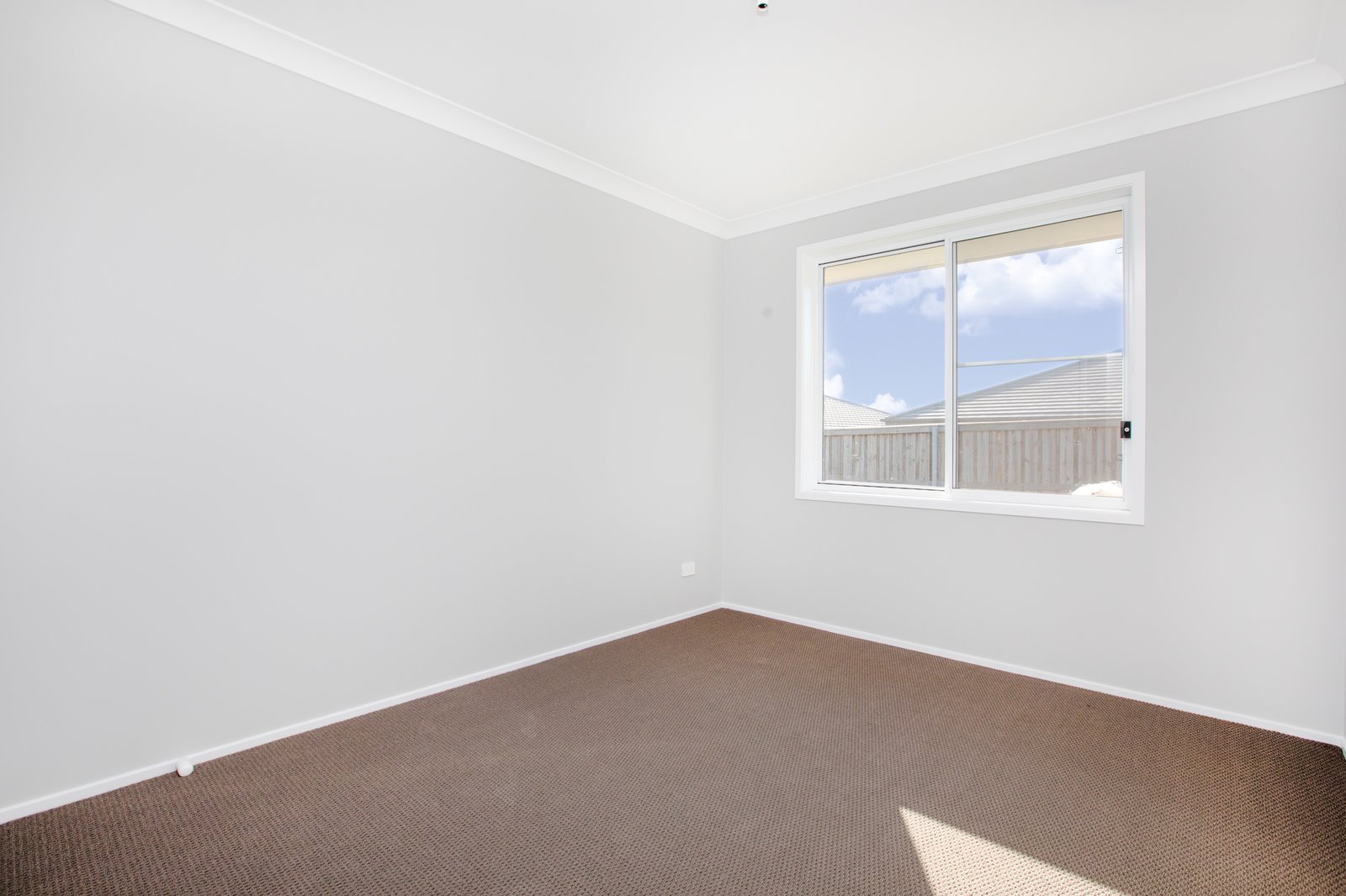 68 Arrowtail Street CHISHOLM 4
