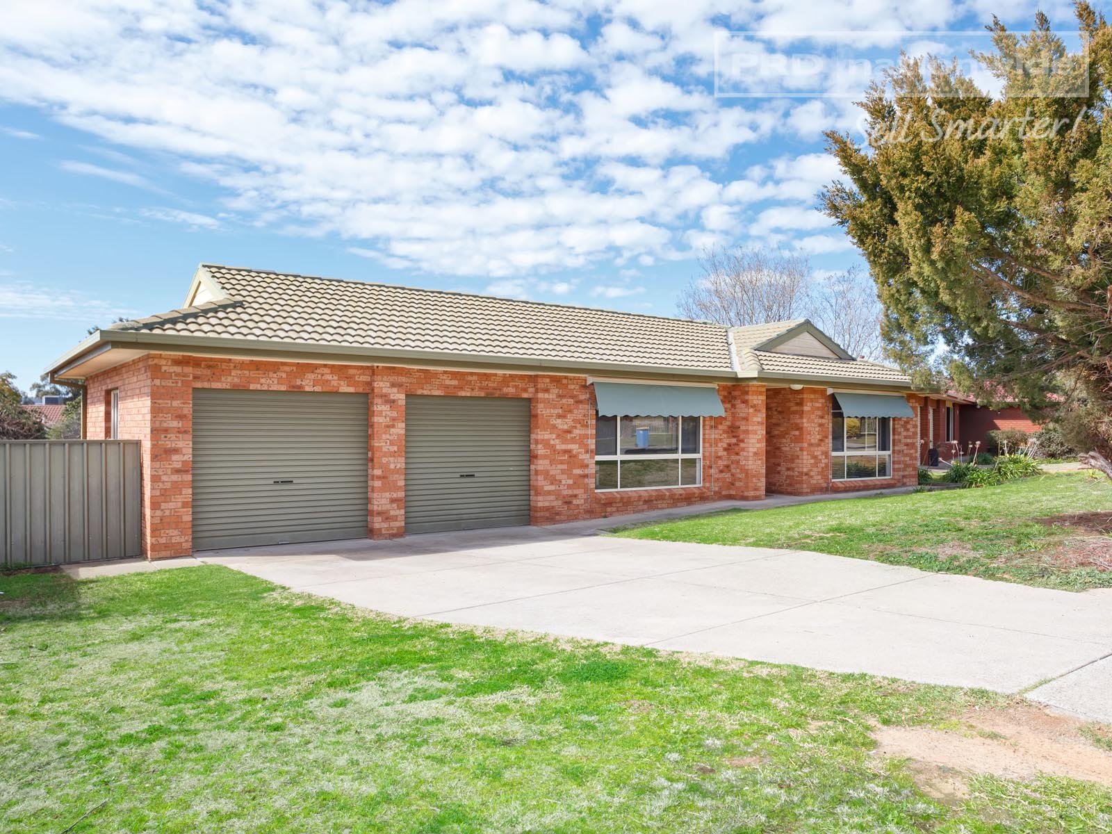 68 Balleroo Crescent GLENFIELD PARK 2