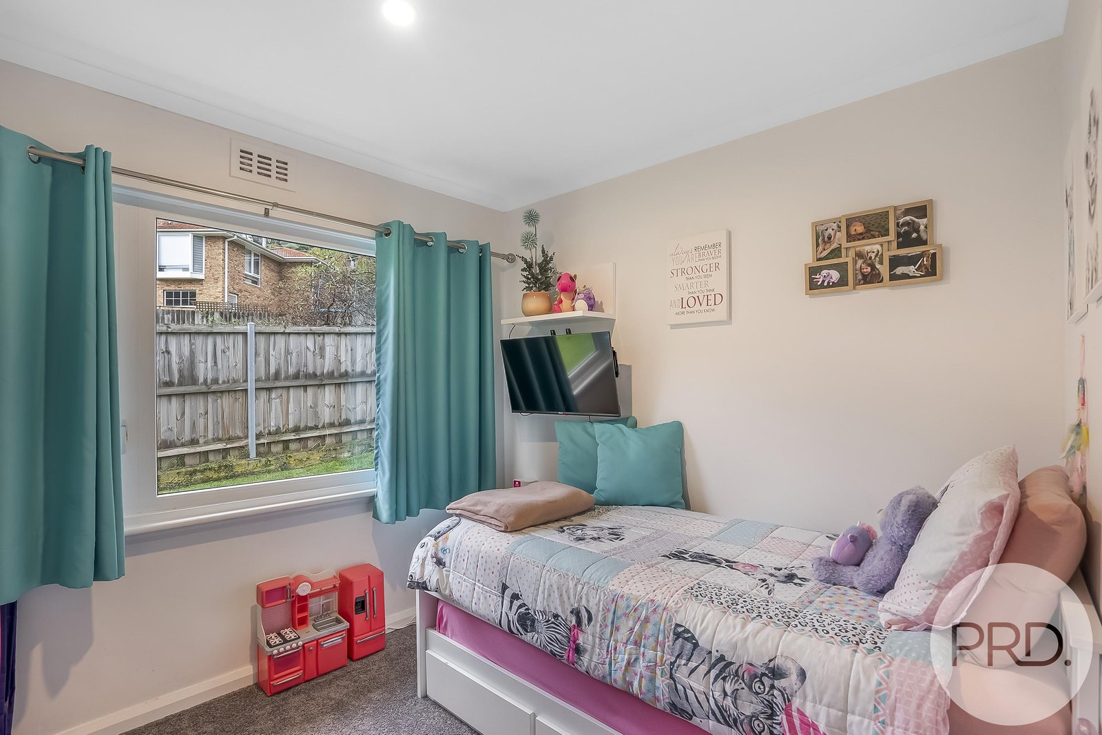 68 Begonia Street LINDISFARNE 11