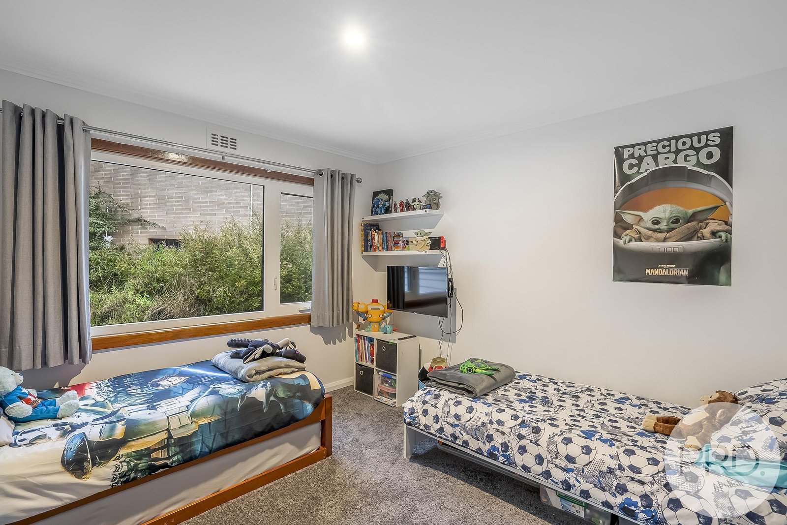 68 Begonia Street LINDISFARNE 12
