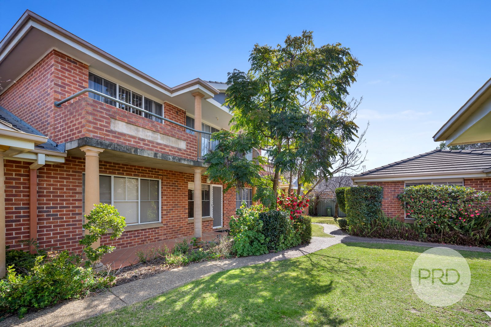 6/8 Bentley Place WAGGA WAGGA 1
