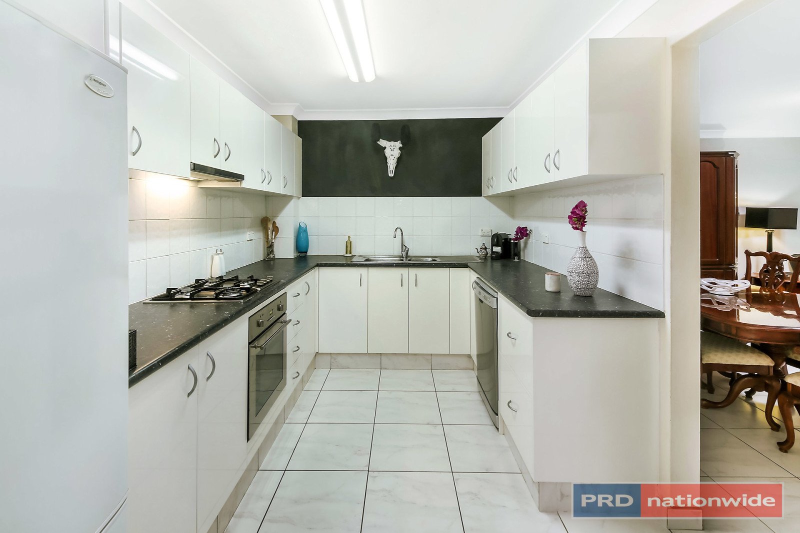 6/8 Bond Street HURSTVILLE 2
