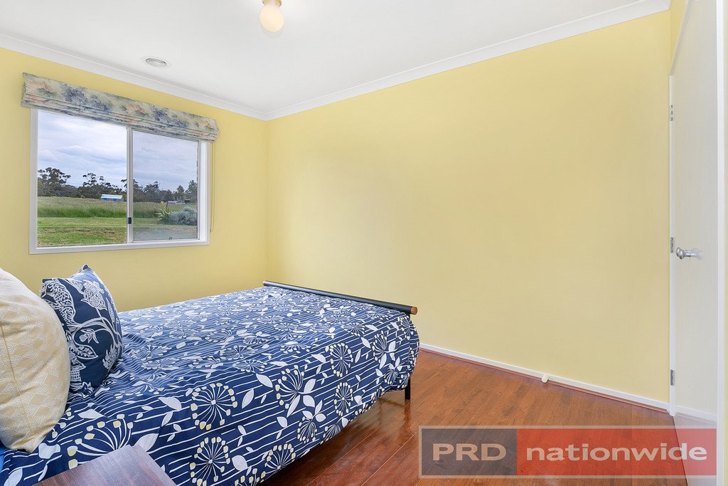68 Callaghans Lane GORDON 9