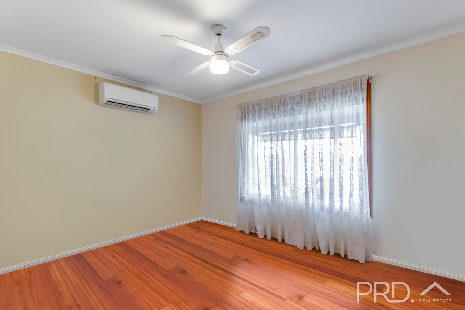 68 Camp Street ADELONG 5