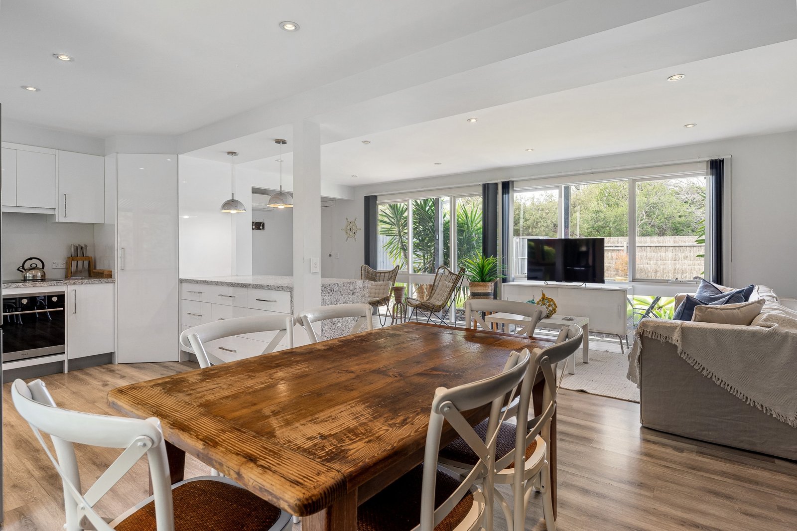 Gallery: 68 Canterbury Jetty Road