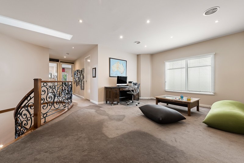 Gallery: 68 Carpenter Street
