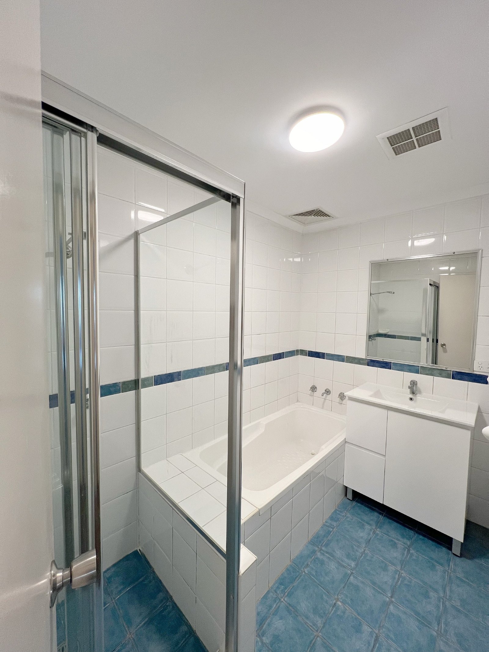 6/8 Castlereagh Street LIVERPOOL 5