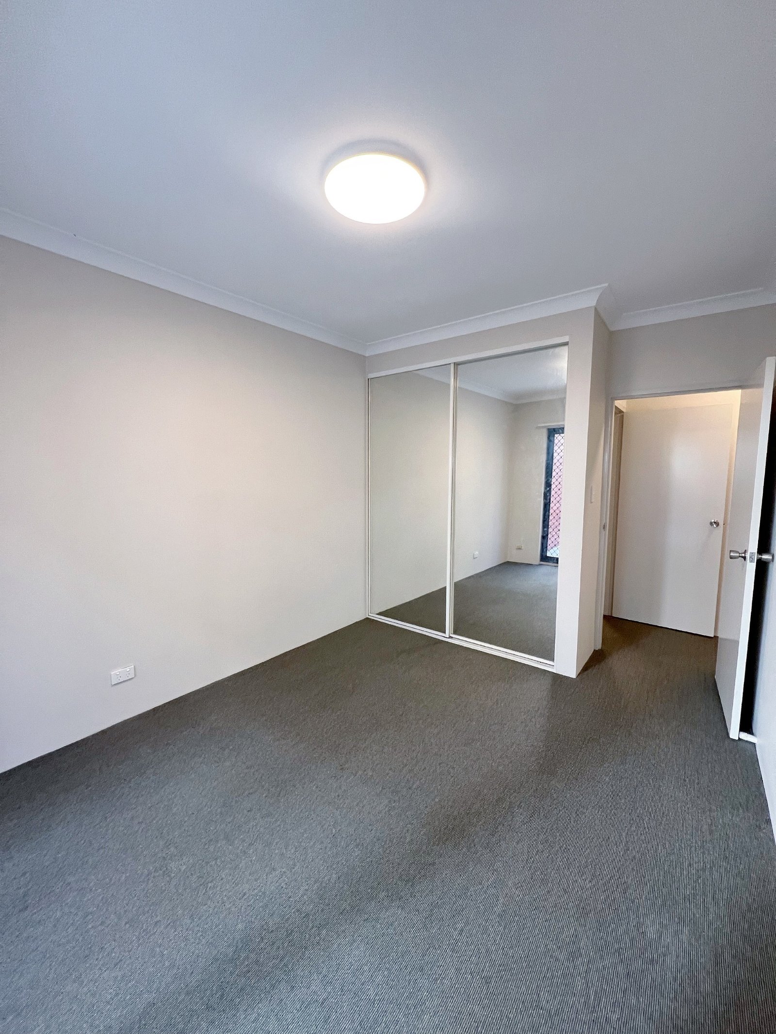 6/8 Castlereagh Street LIVERPOOL 6