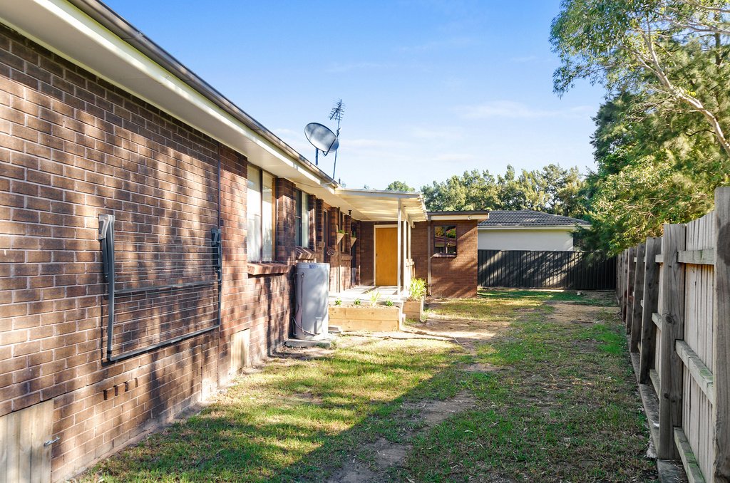 68 Compton St  DAPTO 10